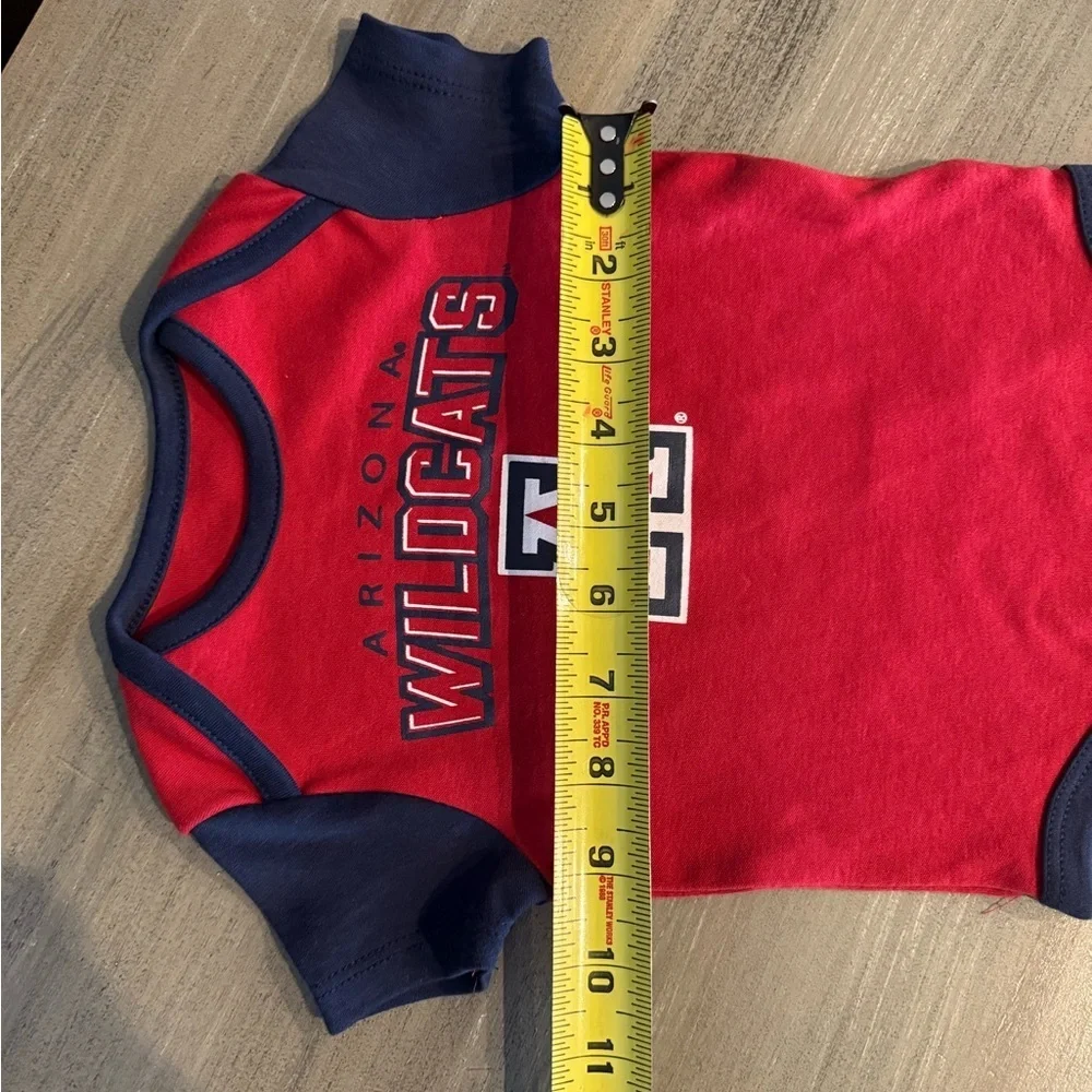 University of Arizona Wildcats Baby Onesie NWOT Red/Navy 0-3 M
